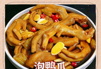 玫瑰花怎么养才不会枯萎，掌握浇水施肥技巧，轻松延长花期