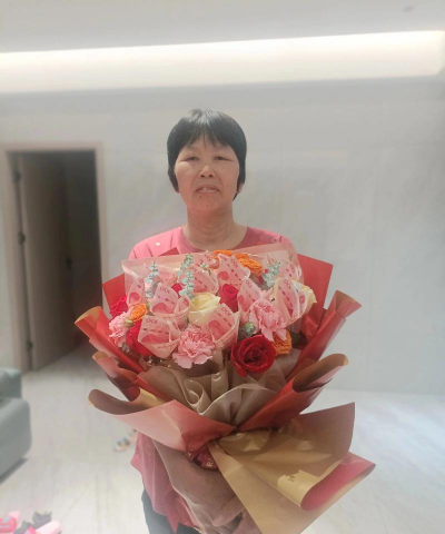 过六十送什么花合适