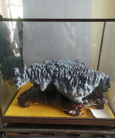 声如青铜色碧玉 助推灵璧奇石登上国际大舞台