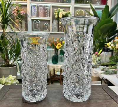 水晶瓶玻璃养花 水晶瓶玻璃养花