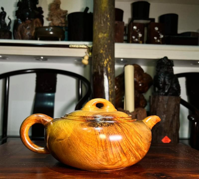 油壶养花雕刻 油壶养花雕刻