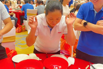 玫瑰花怎么养才不会枯萎，掌握浇水施肥技巧，轻松延长花期