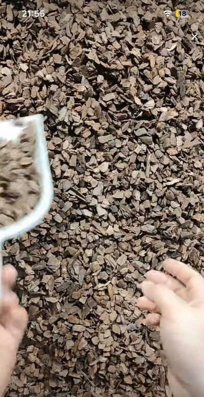 松树皮养花配土