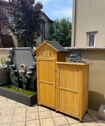 庭院养花木箱子