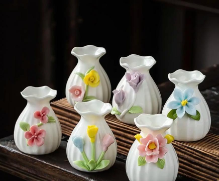 玫瑰花怎么养才不会枯萎，掌握浇水施肥技巧，轻松延长花期