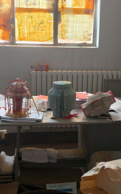 奉化金峨村变废为宝有新招 废柴禾变身