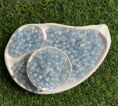 养花的透明珠珠