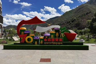 道路绿化设计要求，提升城市形象，改善出行体验