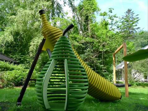 景观雕塑周围绿化设计，提升艺术氛围，融入自然美感