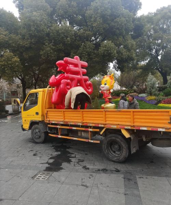 广场绿化植物配置有门道 广场绿化植物配置有门道