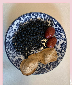 黑豆皮可以养花吗 黑豆皮可以养花吗