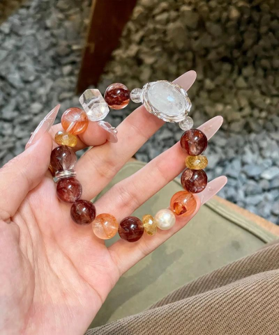 胶花手串怎么养,日常保养方法,延长使用寿命 胶花手串怎么养,日常保养方法,延长使用寿命