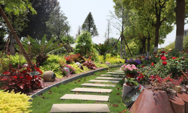 墓园花池绿化设计,提升环境氛围,表达缅怀情感 墓园花池绿化设计,提升环境氛围,表达缅怀情感