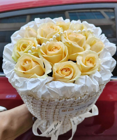 香槟玫瑰花头小怎么办 香槟玫瑰花头小怎么办