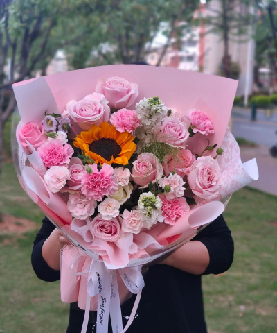 花束怎样养花好看 花束怎样养花好看