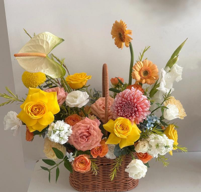 户外花篮养花好吗 户外花篮养花好吗