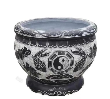 户外养花养鱼石头缸 户外养花养鱼石头缸