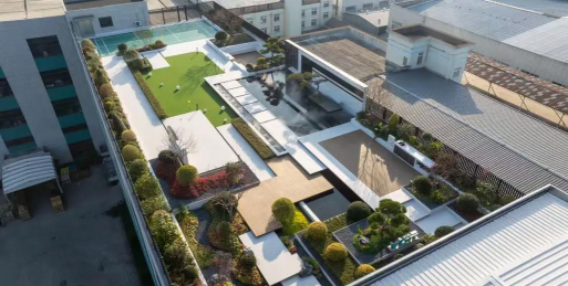 屋顶绿化的设计规范,确保安全可靠,提升生态效益 屋顶绿化的设计规范,确保安全可靠,提升生态效益