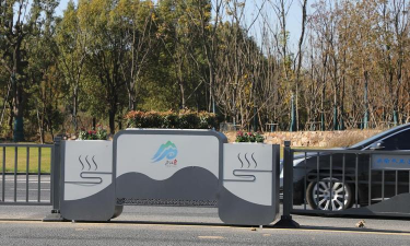 道路隔离带绿化设计,提升城市形象,保障行车安全 道路隔离带绿化设计,提升城市形象,保障行车安全