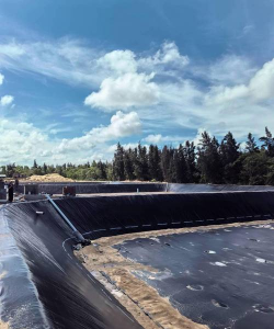 鱼塘养殖防渗膜，防止渗漏保水，提升养殖效益