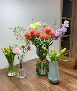 养花花瓶,选对材质,搭配家居风格 养花花瓶,选对材质,搭配家居风格