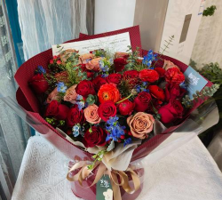 玫瑰花的配花配草有哪些