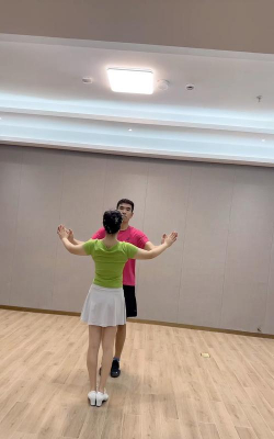 家里阳光不足怎么养花，选对植物种类，掌握养护技巧