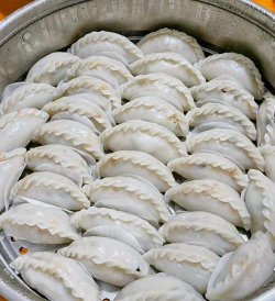 家里阳光不足怎么养花，选对植物种类，掌握养护技巧