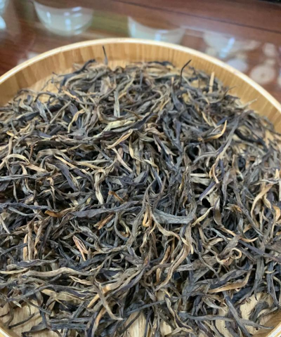 家里阳光不足怎么养花，选对植物种类，掌握养护技巧