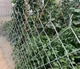 养殖围栏网批发,选对材质规格,避免安装麻烦 养殖围栏网批发,选对材质规格,避免安装麻烦