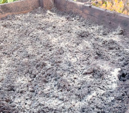 炉灰渣养花,废物利用,改善土壤 炉灰渣养花,废物利用,改善土壤