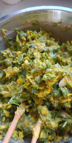 油菜饼养花,肥力足又安全,家庭园艺好帮手 油菜饼养花,肥力足又安全,家庭园艺好帮手